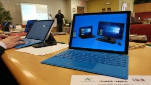 Presentation with Microsoft Surface Pro